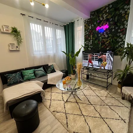 Apartment La Cachette Cosy